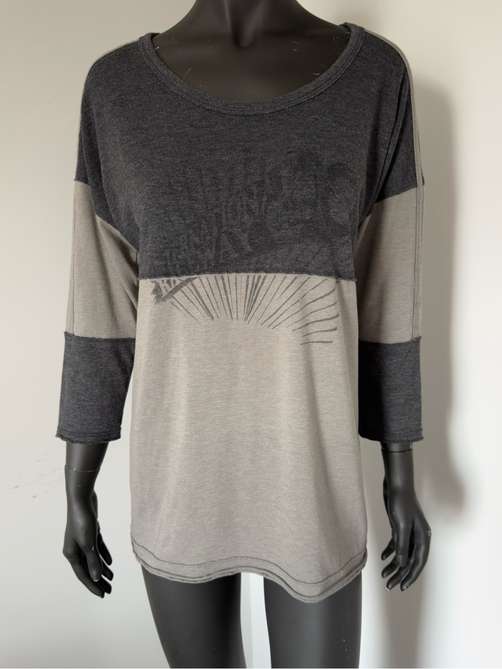 306. Free People We the Free International Raceway 3/4 Sleeve Sweater Top